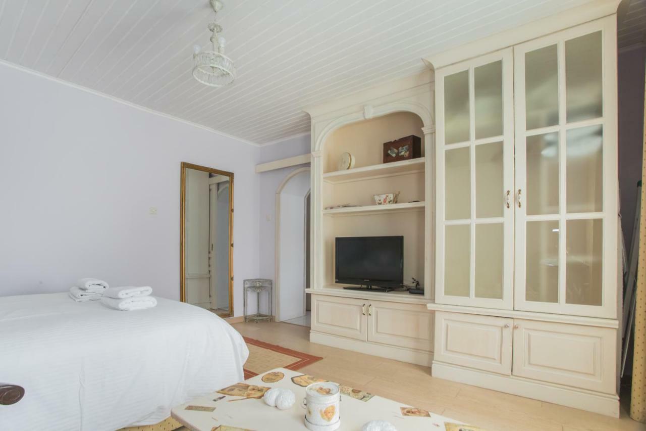 Shabby Chic Apartments Шибеник Екстер'єр фото