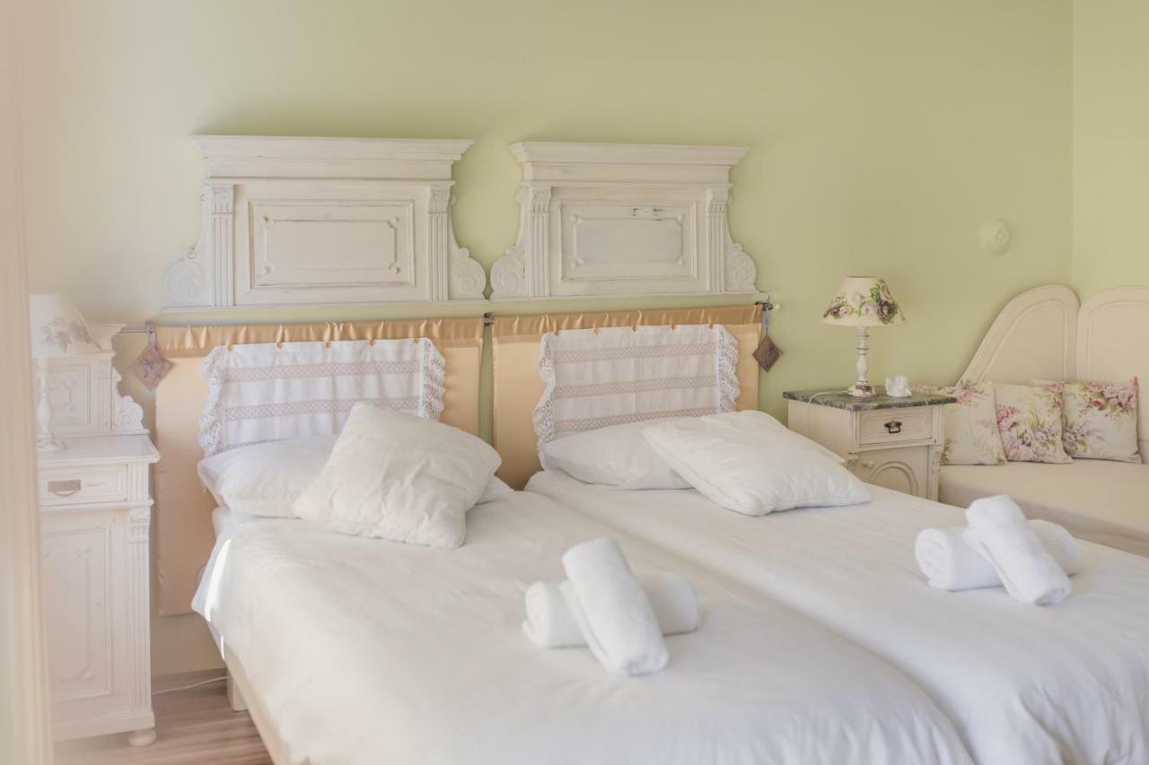 Shabby Chic Apartments Шибеник Екстер'єр фото