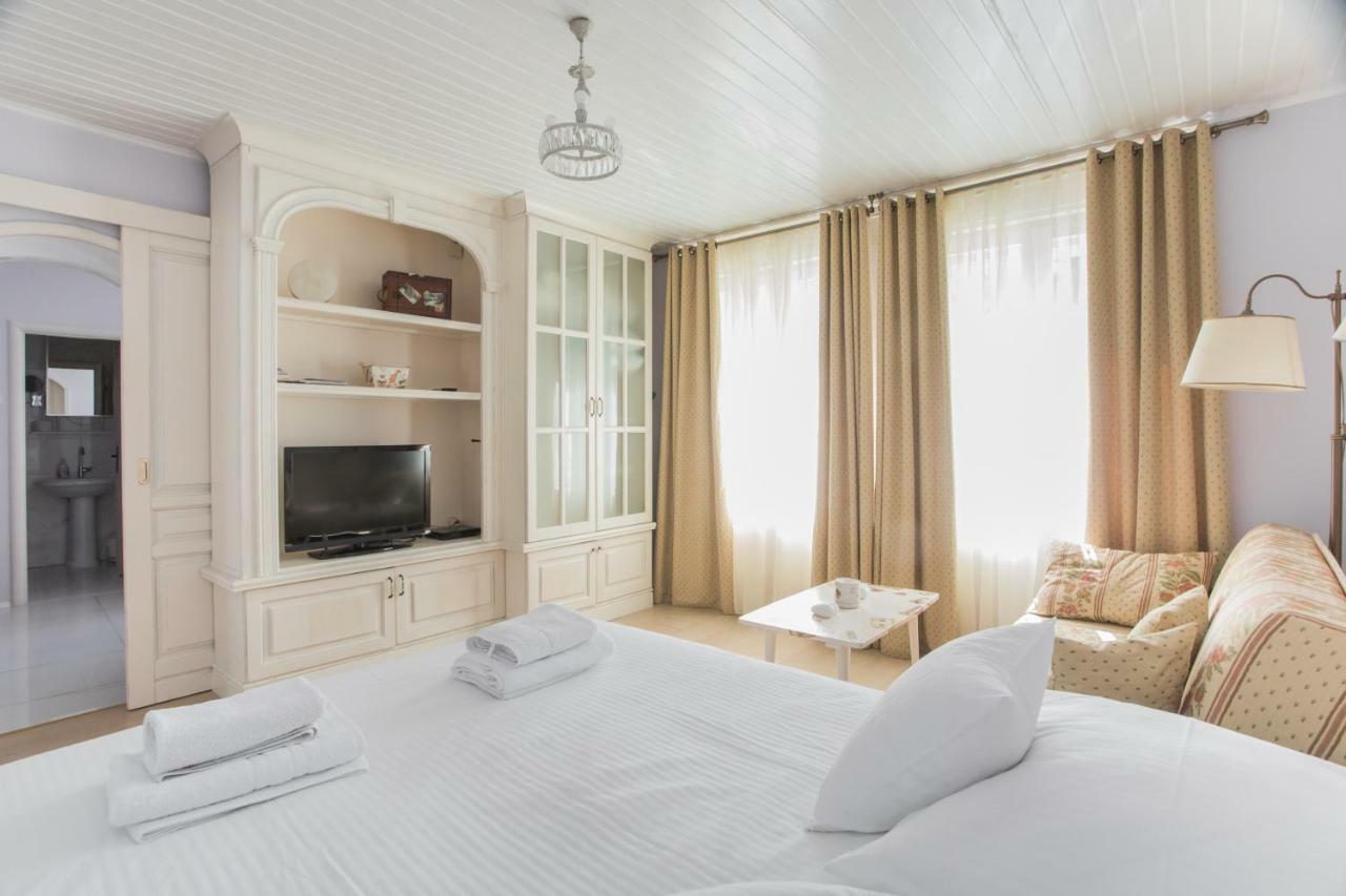 Shabby Chic Apartments Шибеник Екстер'єр фото